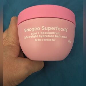 Briogeo Superfoods Açaí + Passionfruit Hydration Hair Mask!!!.
